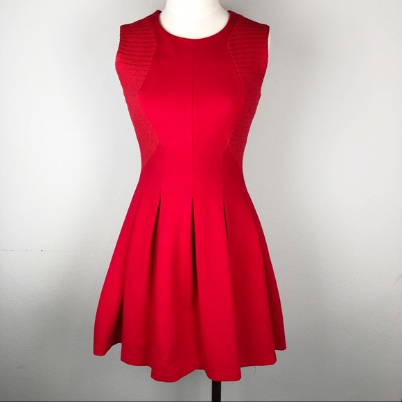 Vertigo Paris Dresses & Skirts - Vertigo red Dress fit and flare